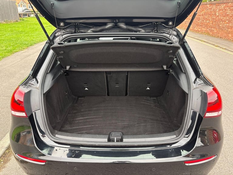 2020 Mercedes-Benz A-Class 2.0 A200d Sport (Premium Plus) Hatchback 5dr Diesel 8G-DCT Euro 6 (s/s...