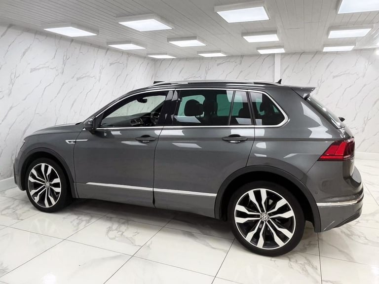 2020 Volkswagen Tiguan 2.0 TDI R-Line Tech SUV 5dr Diesel DSG 4Motion Euro 6 (s/s) (150 ps) ESTAT...