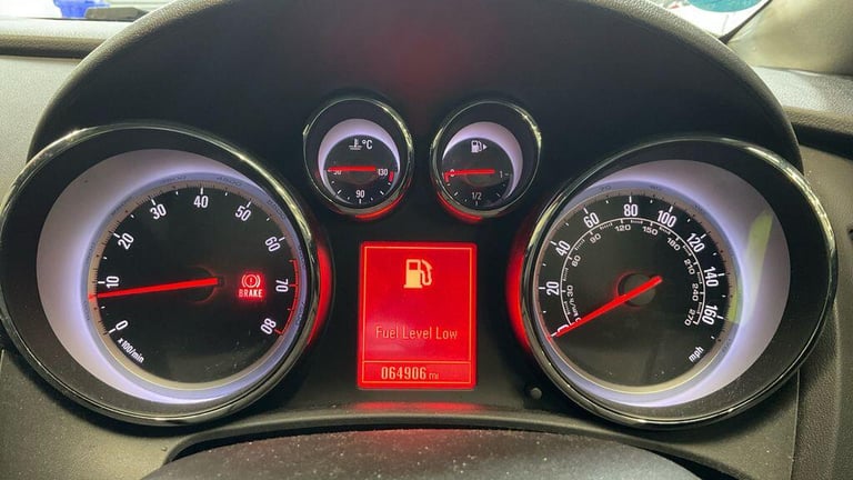 2012 Vauxhall Astra 1.6 16v Active Euro 5 5dr HATCHBACK Petrol Manual