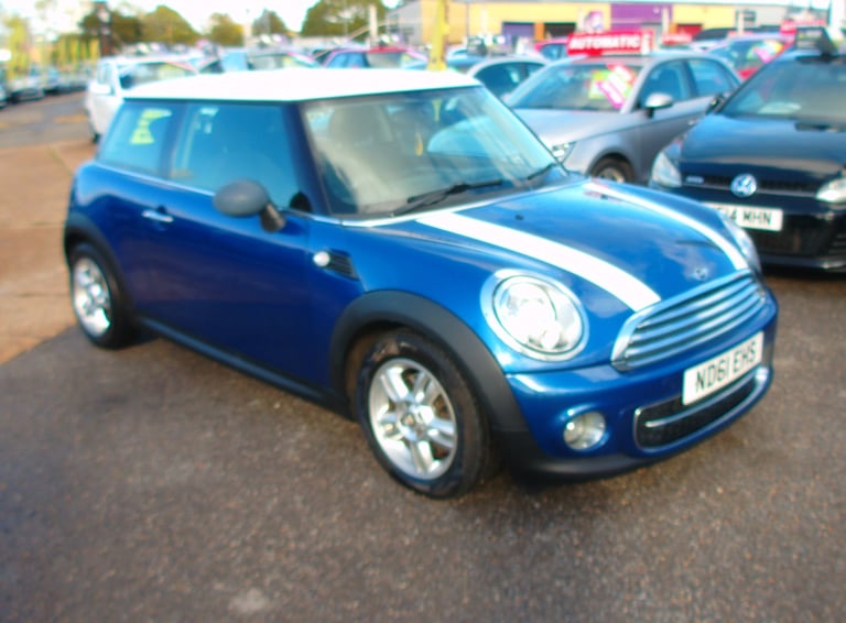 image for 2011 Mini Hatch 1.6 Cooper D Hatchback 3dr Diesel Manual Euro 5 (s/s) (112 ps)