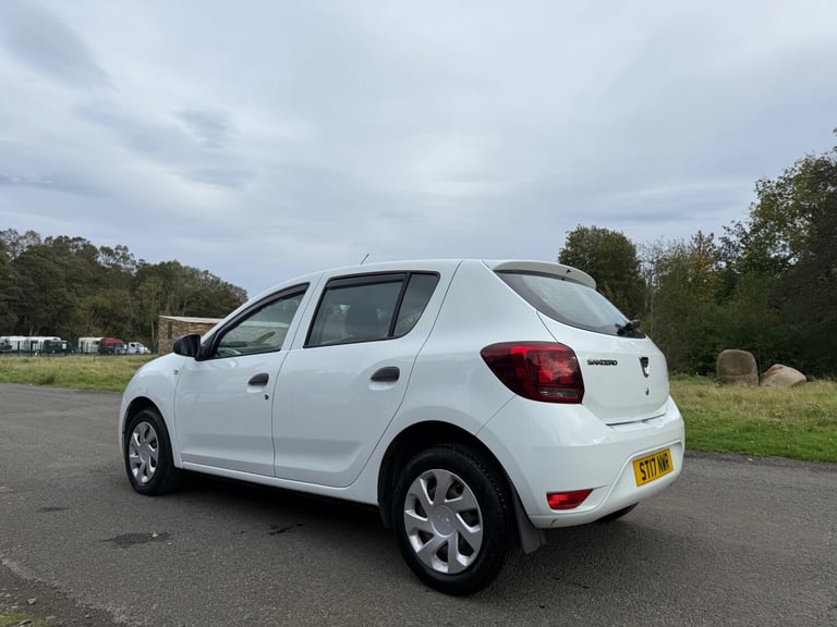 2017 Dacia Sandero 1.2 16V Ambiance 5dr HATCHBACK Petrol Manual