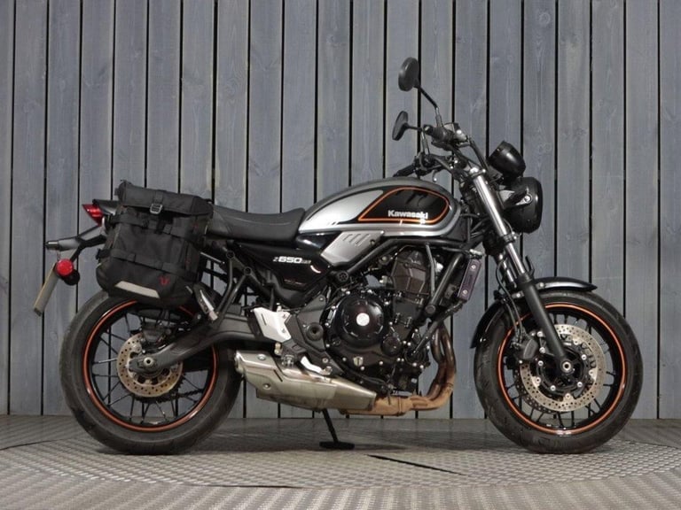 2022 22 KAWASAKI Z650 RS