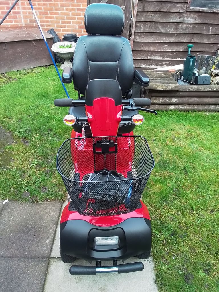 Drive Mercury neo 8 medium sized 8mph mobility scooter 