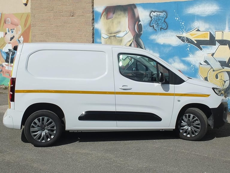 2024 Citroën Berlingo 1000 M Driver Edition BlueHDi 100PS S&S L1 Small Panel Van