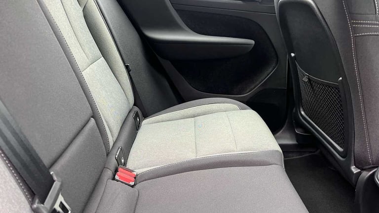 2022 Volvo XC40 2.0 B3P Plus Dark 5dr Auto SUV Petrol Automatic