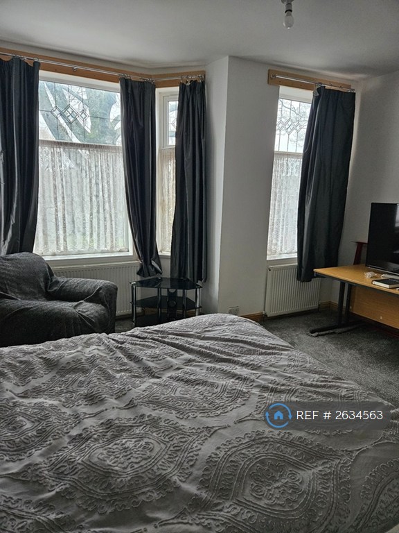 1 bedroom in Hamilton Road, Manchester, M13 (#2634563)