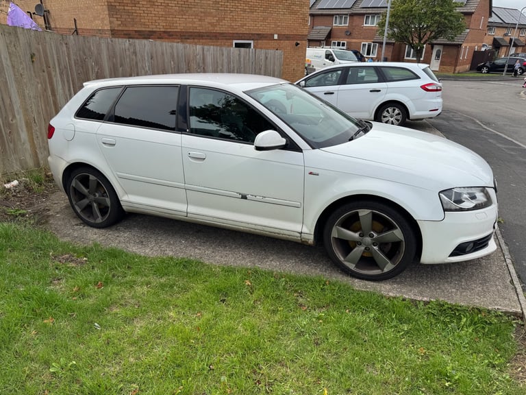Audi, A3, Hatchback, 2012, Manual, 1968 (cc), 5 doors