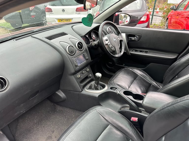 2011 Nissan Qashqai 1.6 [117] Tekna 5dr HATCHBACK Petrol Manual