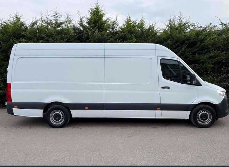 image for ** CHEAP man and van services (FREE QOUTES)**