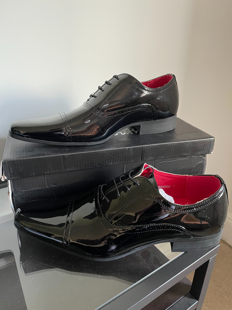 Cambridge, Formal Shoes for Men in Black Leather