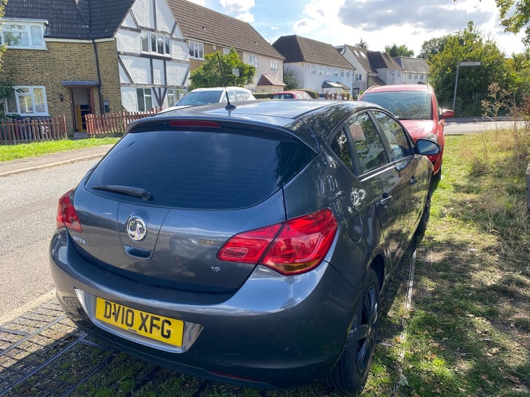 Vauxhall, ASTRA, Hatchback, 2010, Manual, 1598 (cc), 5 doors