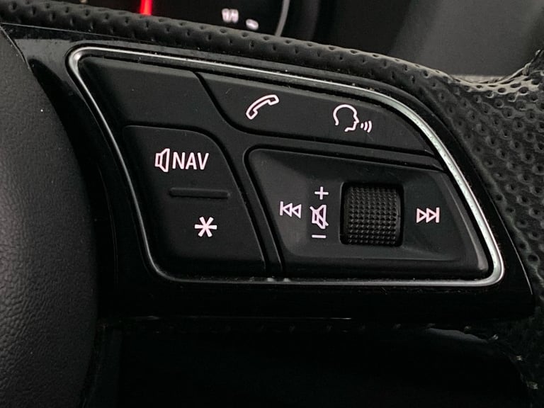 2020 Audi Q2 30 TFSI Black Edition 5dr Crossover/SUV PETROL Manual