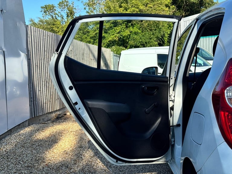 2012 Hyundai i10 1.2 Classic Euro 5 5dr HATCHBACK Petrol Manual