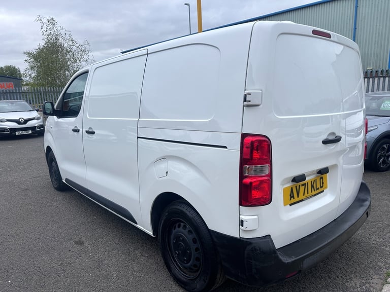 2021 71 VAUXHALL VIVARO 2700 1.5d 120PS Dynamic L1 H1 Van