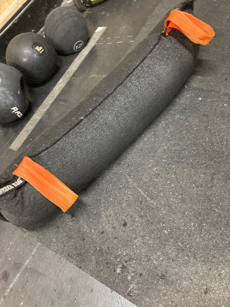 CrossFit gym sandbag/wreck bag