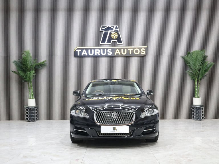 2010 Jaguar XJ 3.0d V6 Portfolio 4dr Auto SALOON DIESEL Automatic