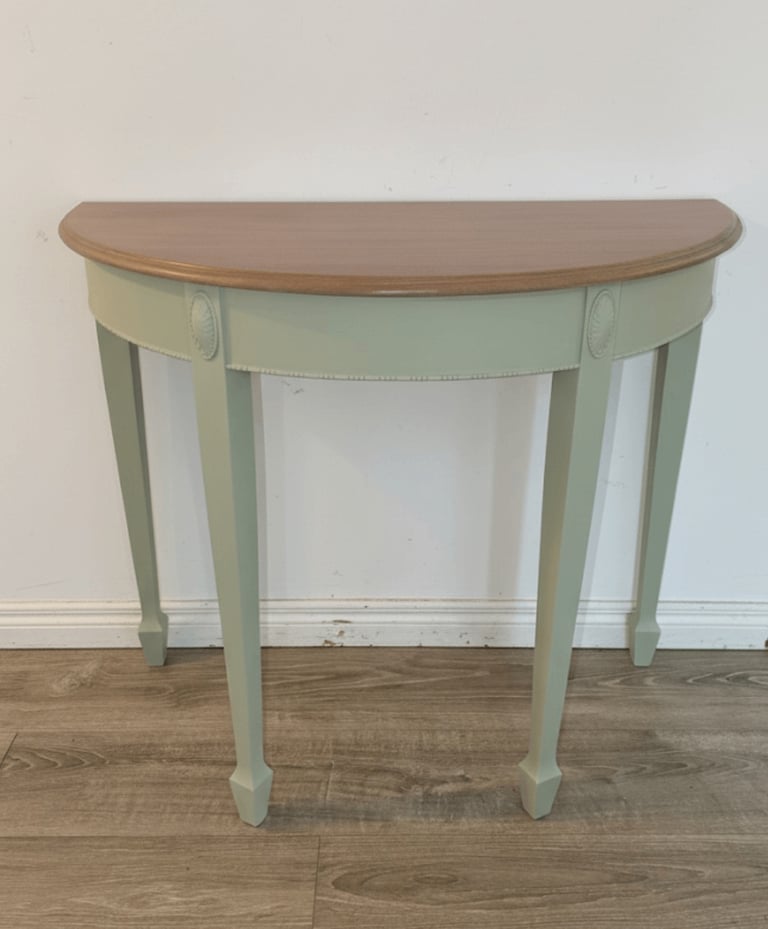 Half moon hall / console table 