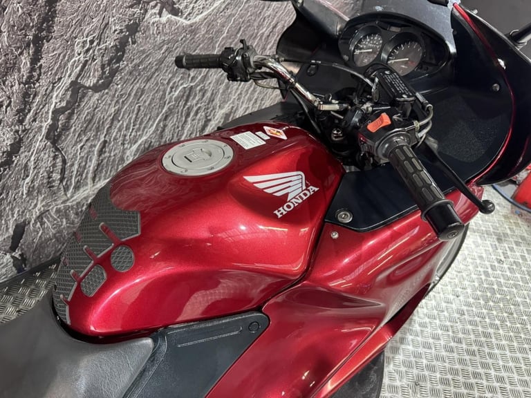 HONDA DEAUVILLE 650 NT 650 V-5