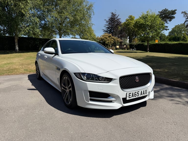 image for 2015 Jaguar XE 2.0 [240] R-Sport 4dr Auto SALOON Petrol Automatic
