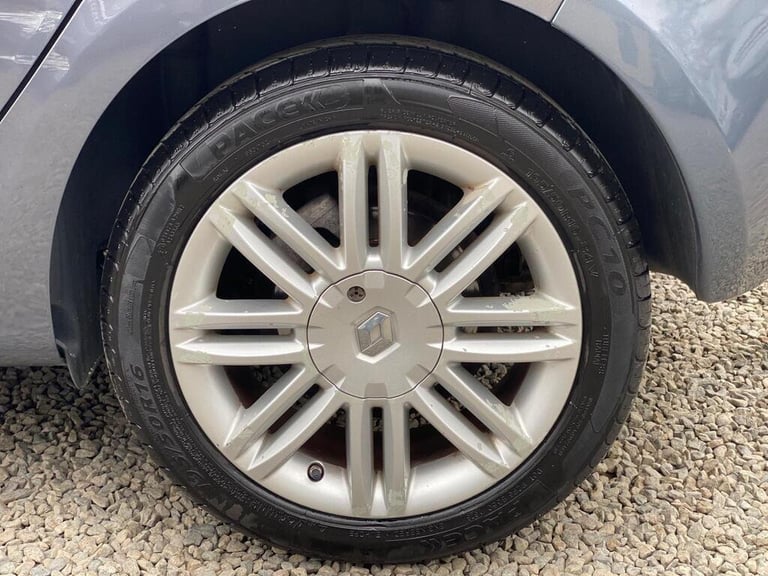 2007 Renault Clio 1.6 VVT Initiale 5dr HATCHBACK PETROL Manual