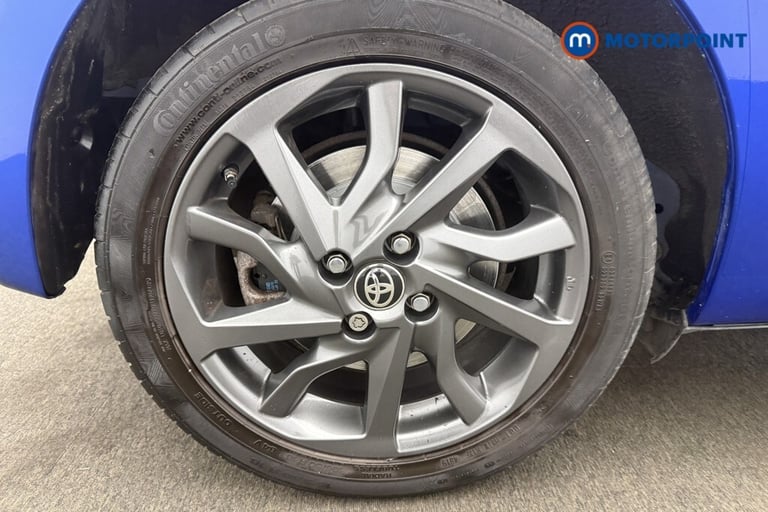 2020 Toyota Yaris 1.5 Hybrid Y20 5dr CVT [Bi-tone] HATCHBACK PETROL/ELECTRIC Automatic
