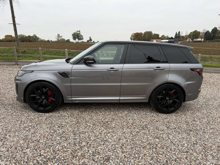 2020 Land Rover Range Rover Sport 5.0 P575 S/C SVR Carbon Edition 5dr Auto ESTATE PETROL Automatic