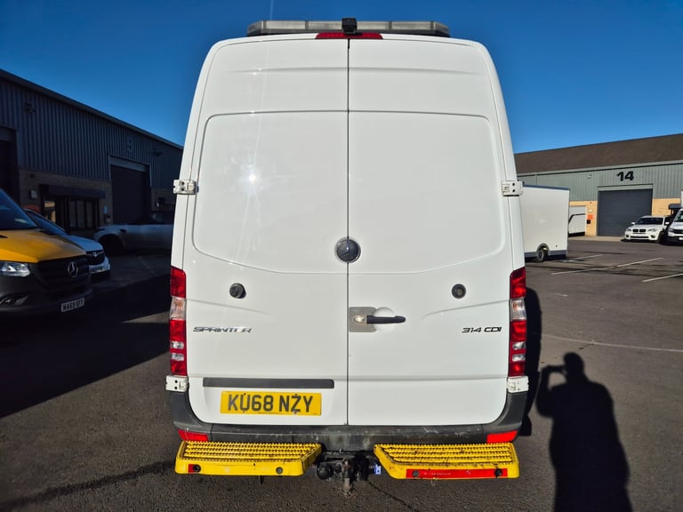 2018 Mercedes-Benz Sprinter 314 CDi MWB DUALINER 6 seat Eu6 AIR CON Crew Van Diesel Manual