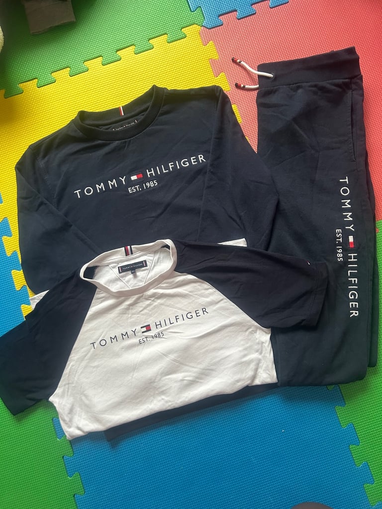 Tommy Hilfiger bundle set size 152