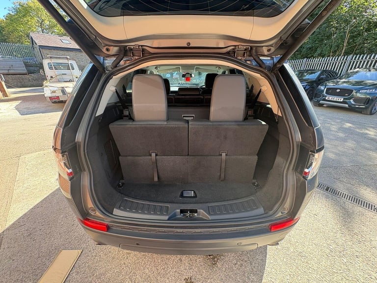 2016 Land Rover Discovery Sport 2.0 TD4 HSE Black Auto 4WD Euro 6 (s/s) 5dr ESTATE Diesel Automatic