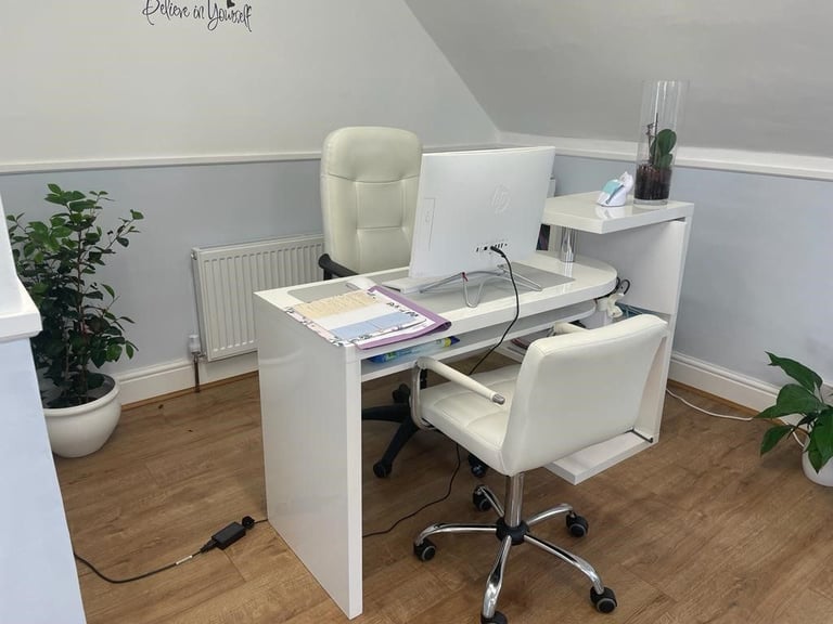 London N13, Green Lanes, serviced offices to let including unlimited WiFi