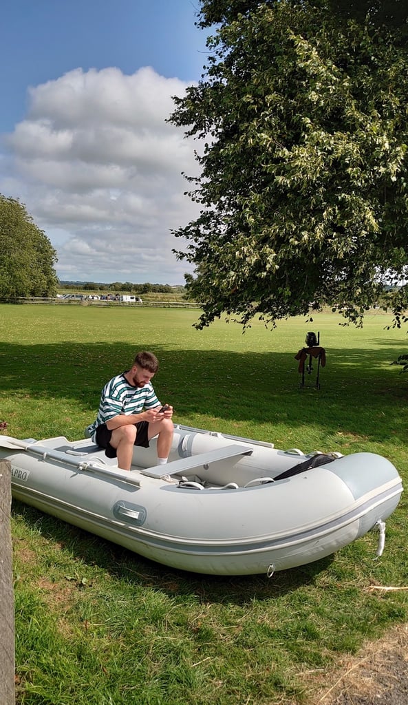 image for Seapro 4Man Rib Boat & Tohatsu 6hp 4 Stroke Outboard Motor