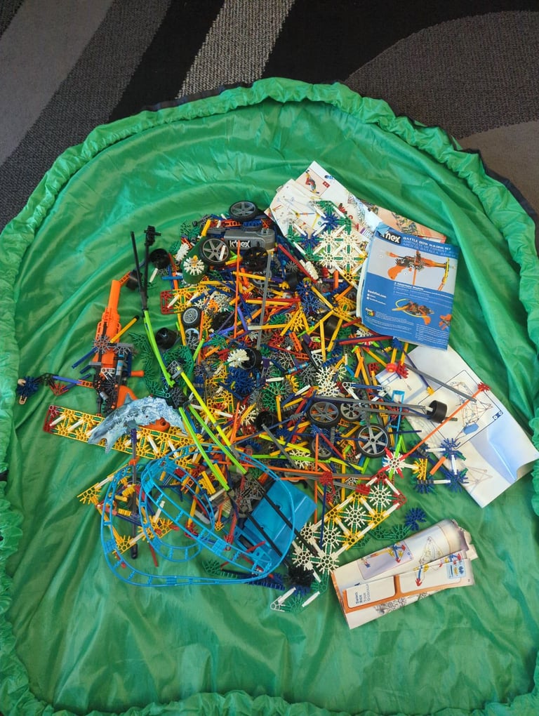 image for K'nex bundle