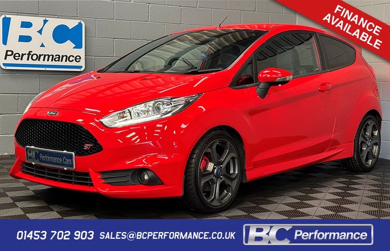 FORD FIESTA 1.6 T EcoBoost ST-3 Red Manual Petrol 2015