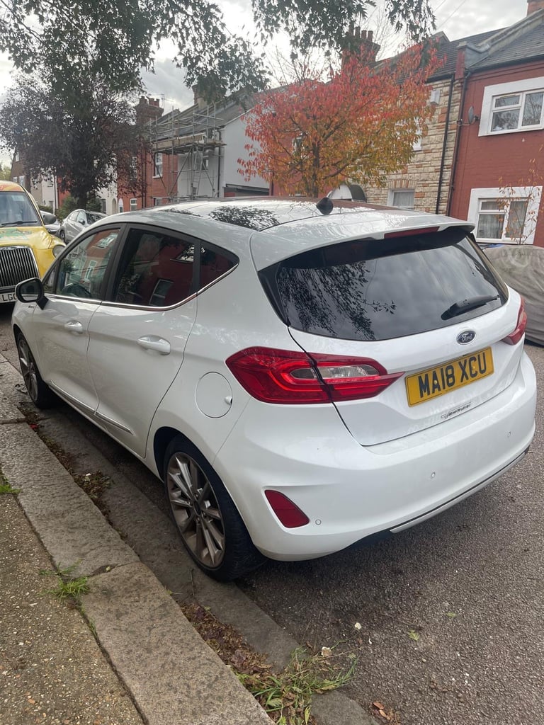 Ford, FIESTA VIGNALE, Hatchback, 2018, Damaged Salvage Repairable 2 owners,