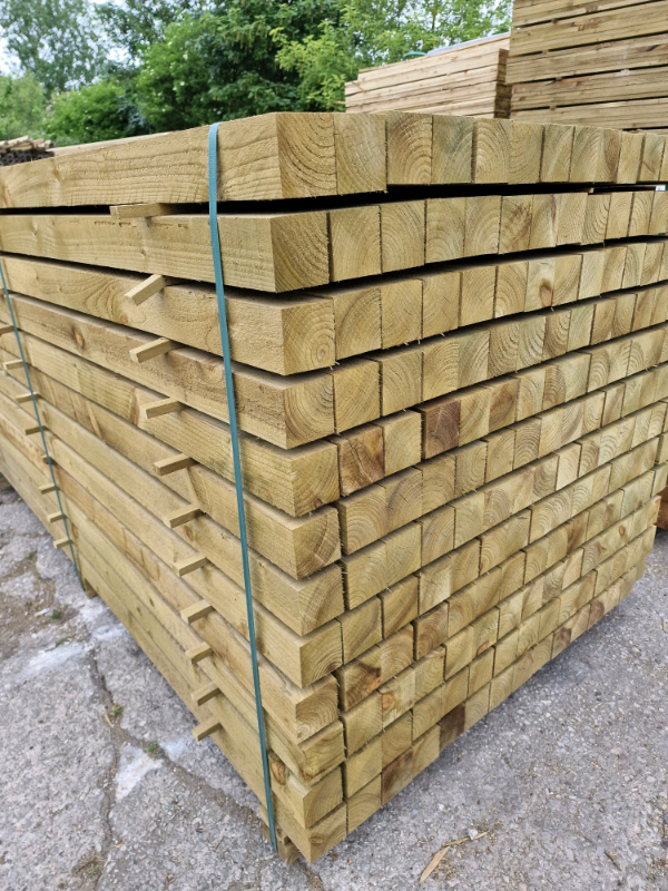 💙 TIMBER 3X3 2.4MTRE FENCE POSTS in Hull, East Yorkshire Gumtree