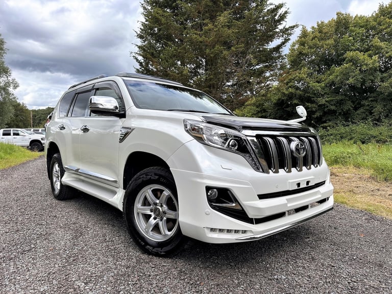 image for FRESH IMPORT 2014 TOYOTA LAND CRUISER PRADO TX L PACKAGE 2.7 PETROL AUTO SUNROOF