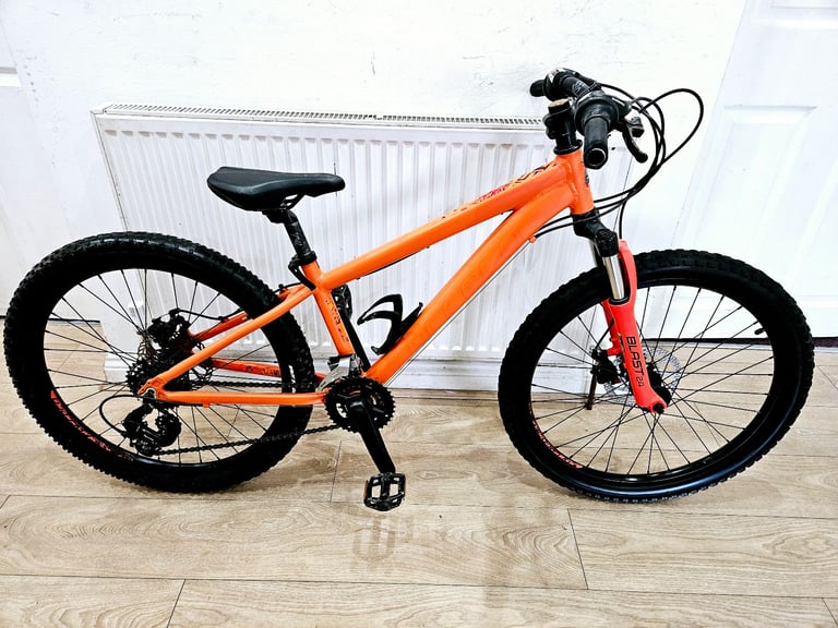 image for 24” carerra blast mountain bike in good condition All fully working 