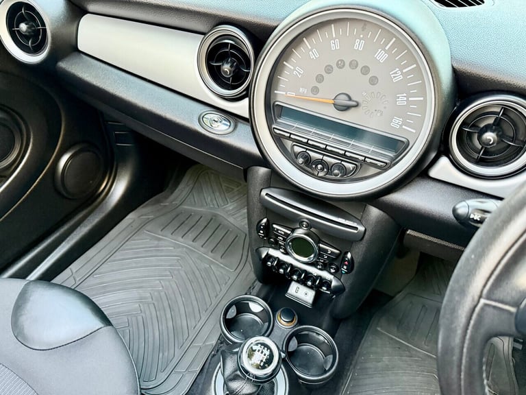 2014 MINI Convertible 1.6 Cooper 2dr CONVERTIBLE PETROL Manual