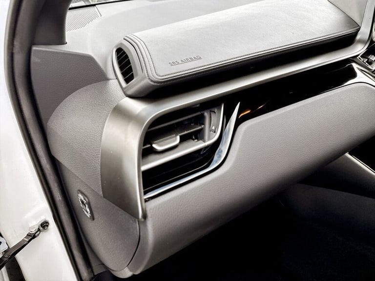 2022 Toyota C-HR VVT-h Design SUV HYBRID Automatic