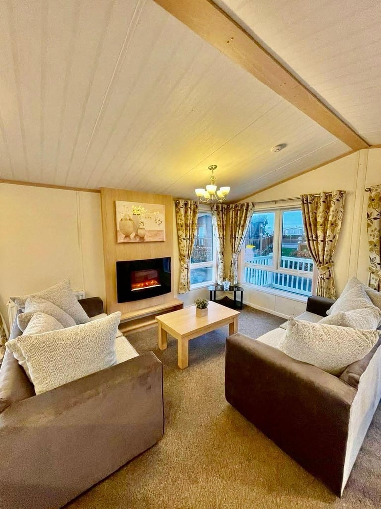 STUNNING LODGE BY THE BEACH FREE 2025 SITE FEES TOWYN NORTH WALES CORNER PLOT