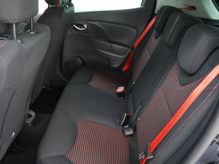 2015 Renault Clio 1.6 TCe Renaultsport Lux Hatchback 5dr Petrol EDC Euro 5 (200 ps) Hatchback Pet...