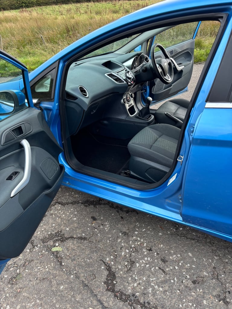 Ford, FIESTA, Hatchback, 2011, Manual, 1596 (cc), 5 doors