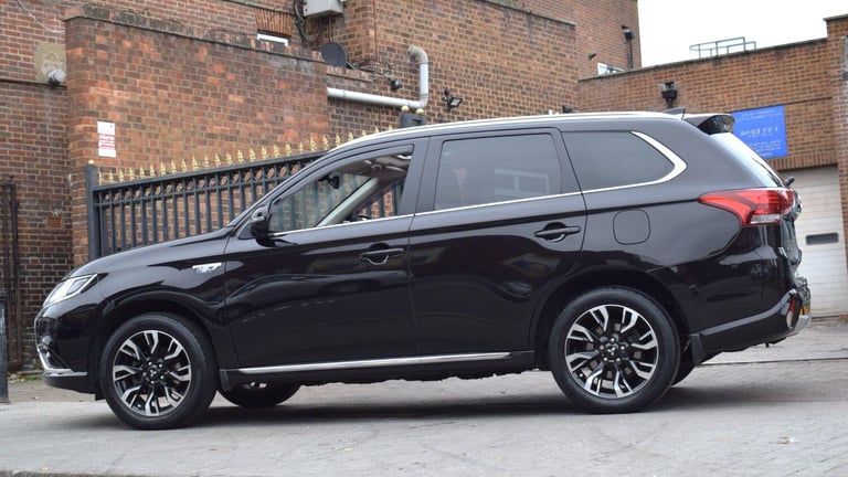 2016 Mitsubishi Outlander 2.0h 12kWh GX5h CVT 4WD Euro 6 (s/s) 5dr ESTATE Petrol/Electric Hybrid ...