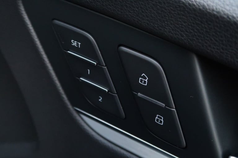 2018 AUDI Q5 2.0 TDI 40 S LINE SUV 5DR DIESEL S TRONIC QUATTRO EURO 6 (S/S) 