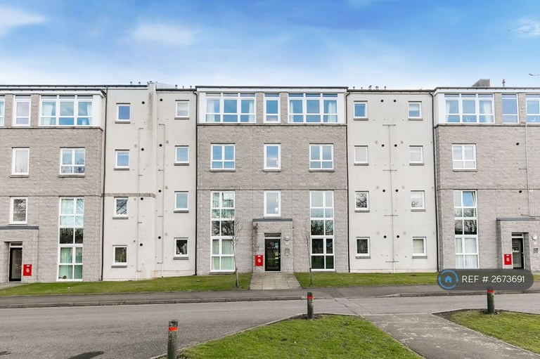 2 bedroom flat in Burnside Road, Dyce, Aberdeen, AB21 (2 bed) (#2673691)