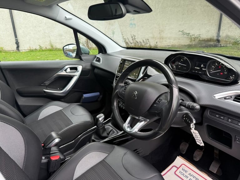 2019 Peugeot 2008 1.2 PureTech Allure Premium SUV 5dr Petrol Manual Euro 6 (s/s) (82 ps) HATCHBAC...