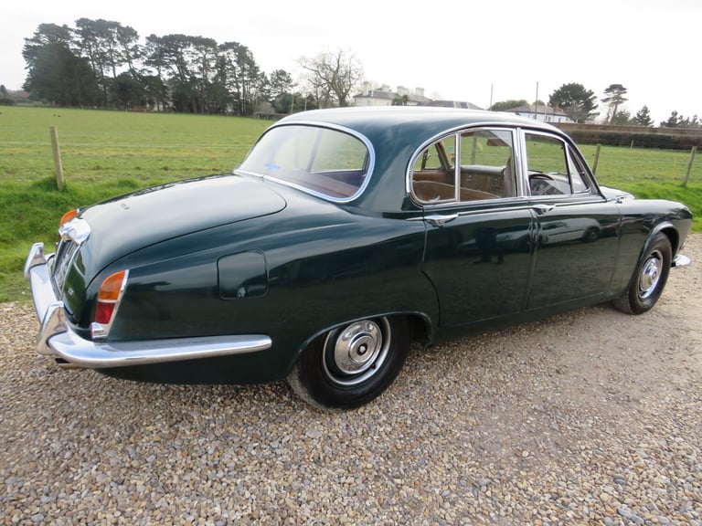 1968 Jaguar 420 4.2 MOD MANUAL Saloon Petrol Manual