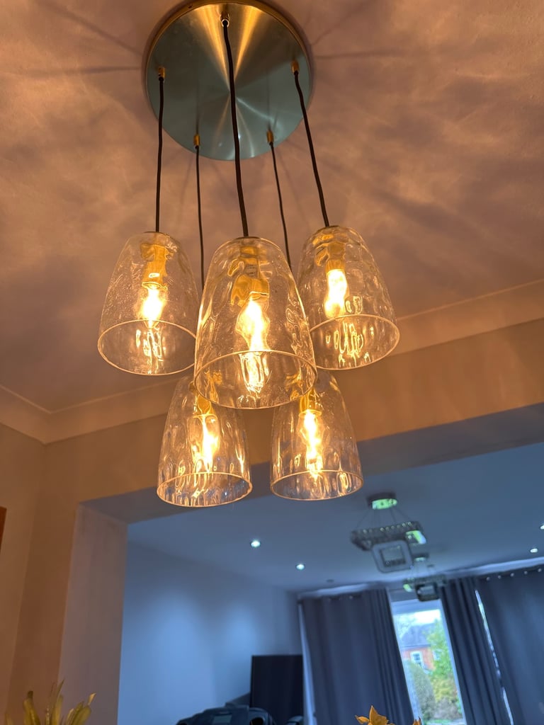 Dimmable pendant light 