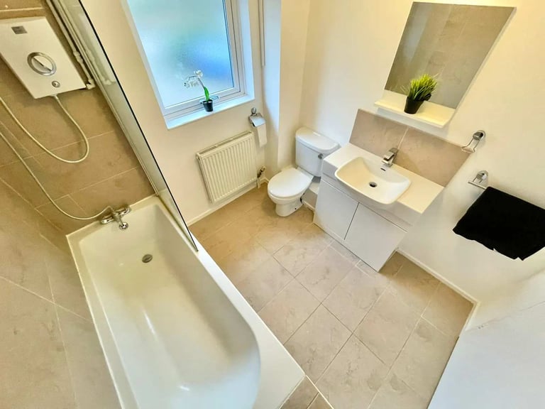 🏡 Double Room Near Mudchute Dlr 🏡🗝