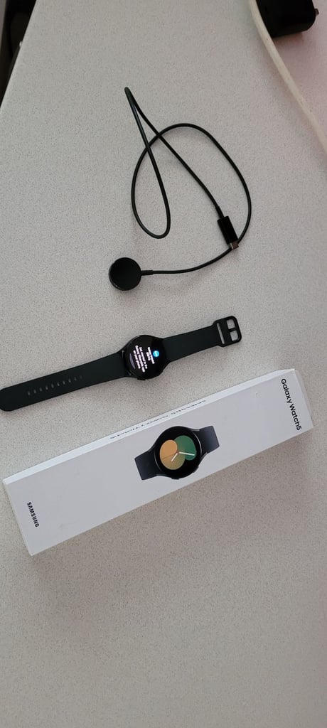 Samsung watch 5 LTE £100